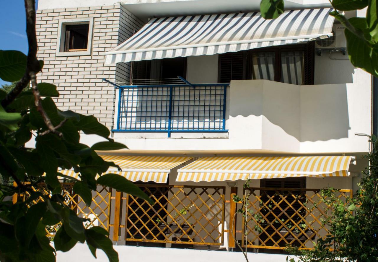 Apartment Kaya Pula Ngoại thất bức ảnh