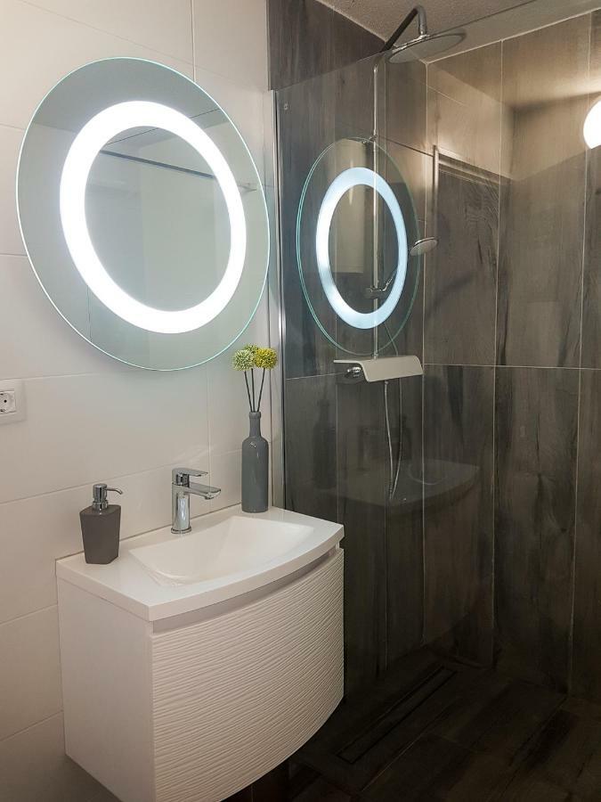 Apartment Kaya Pula Ngoại thất bức ảnh